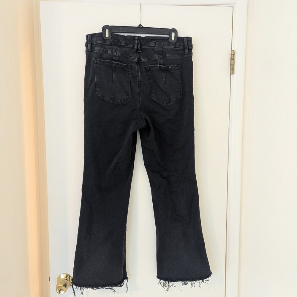 Good American black jeans, raw hem, button fly, kick crop - Size 14 - Picture 3 of 8